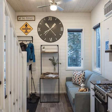 Tiny Homes By Snow Valley Lodging Fernie Exterior photo