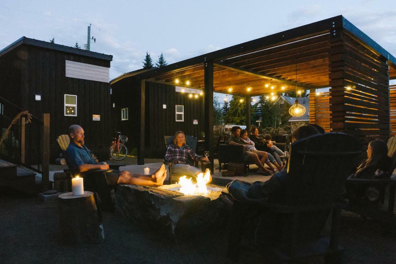 Tiny Homes By Snow Valley Lodging Fernie Exterior photo